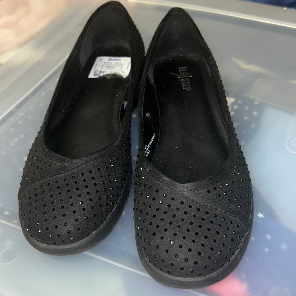 Flex Step Black with sequins women dressy shoes gently worn